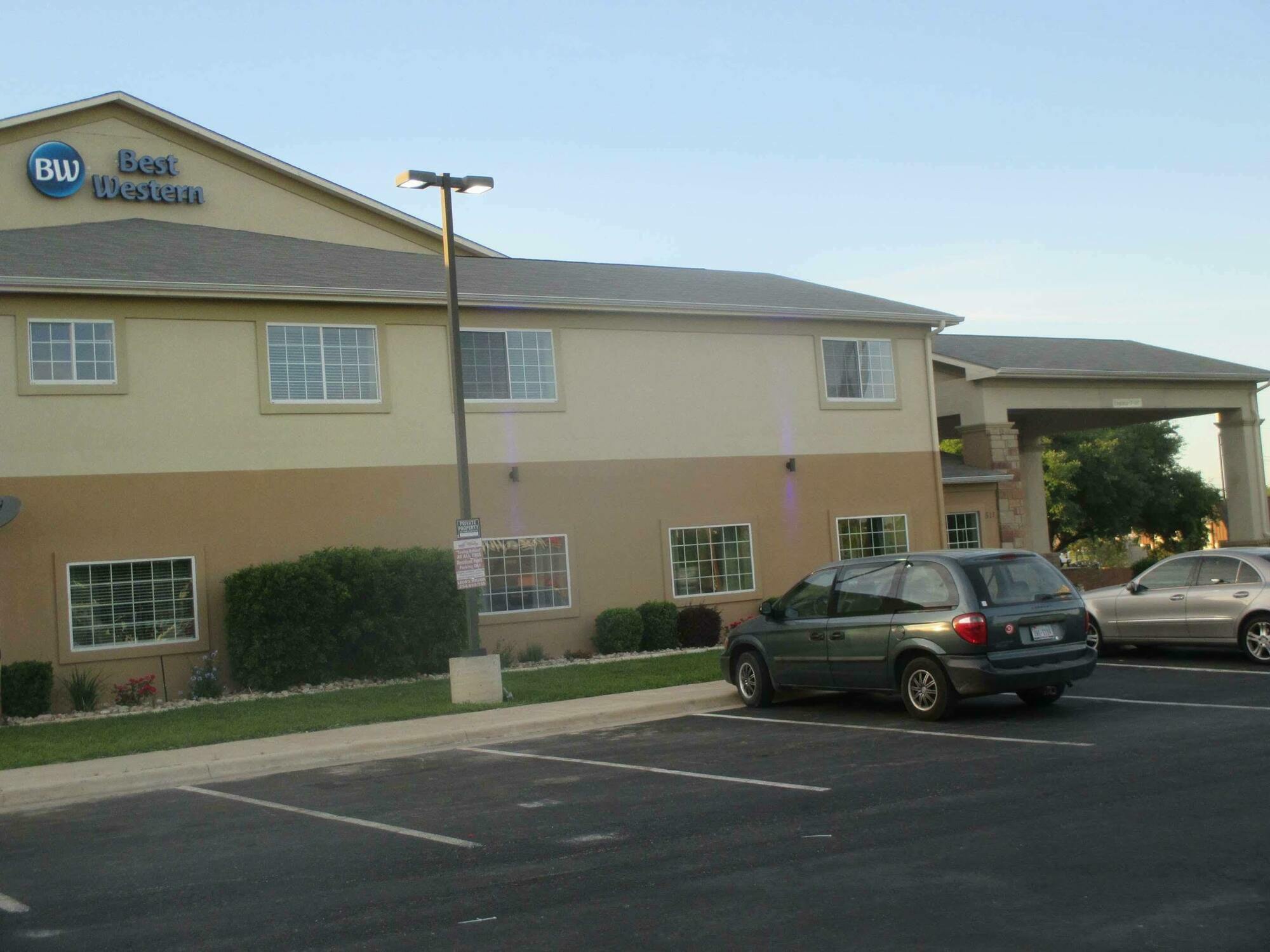 Best Western Harker Heights Bagian luar foto